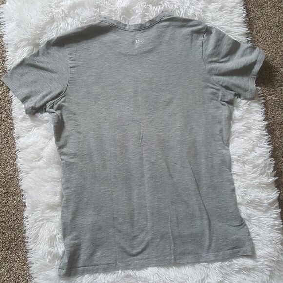 Under Armour Heat Gear Gray & Purple Short Sleeve Tshirt Size Medium - Picture 5 of 5